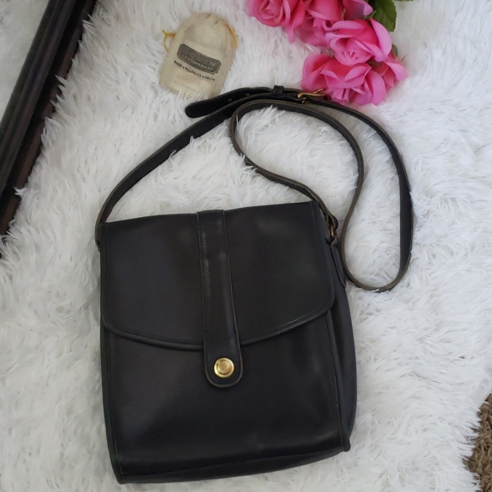 Vintage Coach Crossbody Leather Black Purse